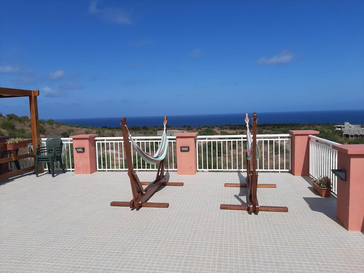 Pensione Casa Da Amizade B&B Pedra Badejo  外观 照片